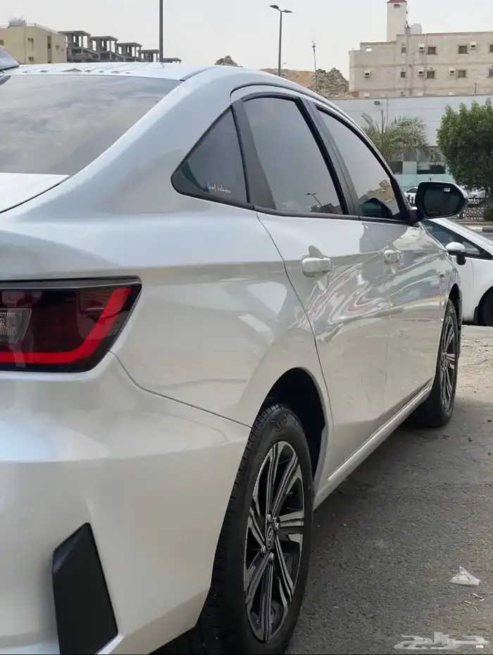 يارس واي بلس نص فل 2024 للبيع 4