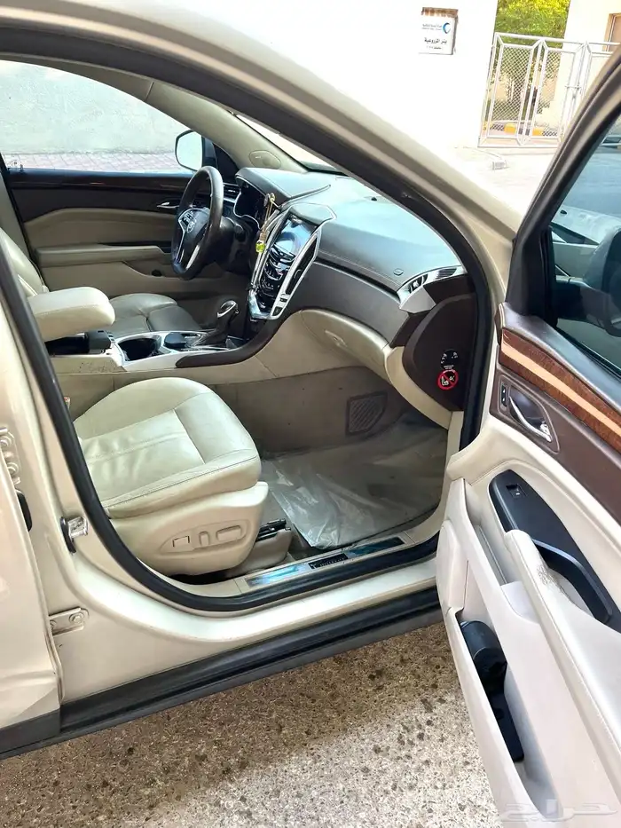 كاديلاك اس ار اكس 7