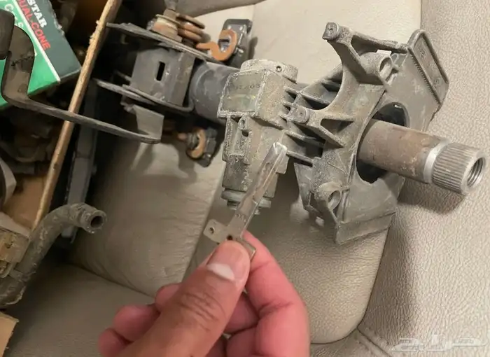 للبيع قطع غيار كابرس ولومينا من 2000 إلى 2006 25