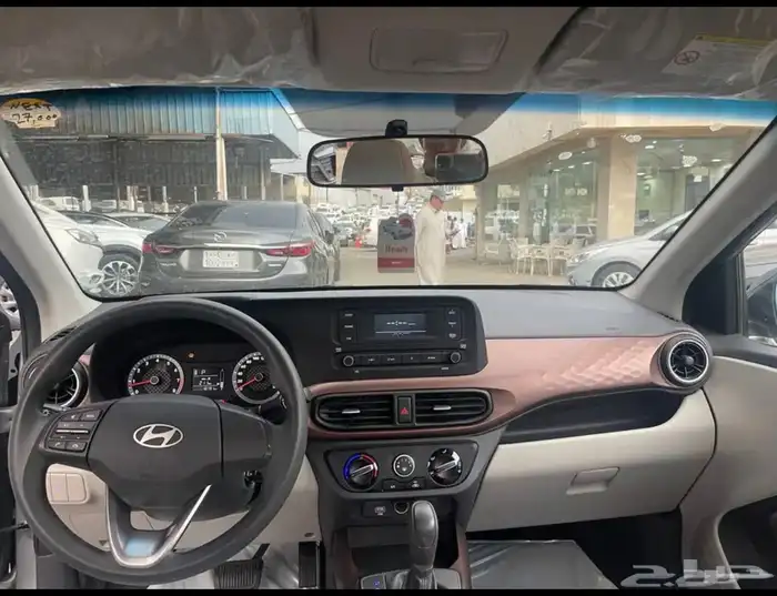 هونداي i10 2024 شبه الاصفار 4