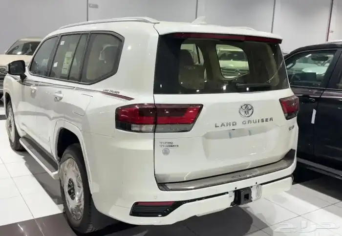 جي اكس ار L4 بنزين 2025 ابواب شفط اللون ابيض 4