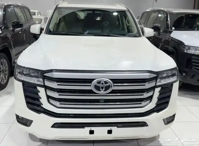 جي اكس ار L4 بنزين 2025 ابواب شفط اللون ابيض 0