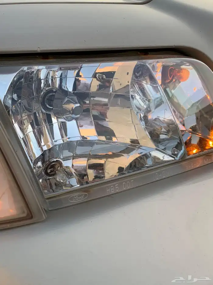 فورد فكتوريا سعودي 2012 12