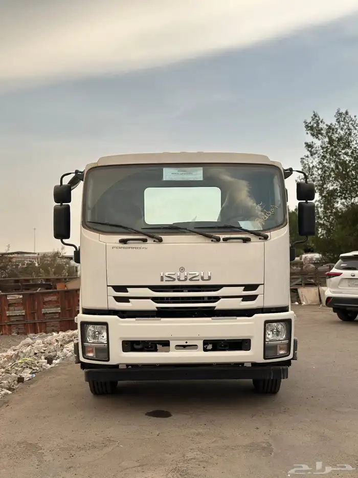 ايسوزو دينا 13 طن شاص طويل 2025 1