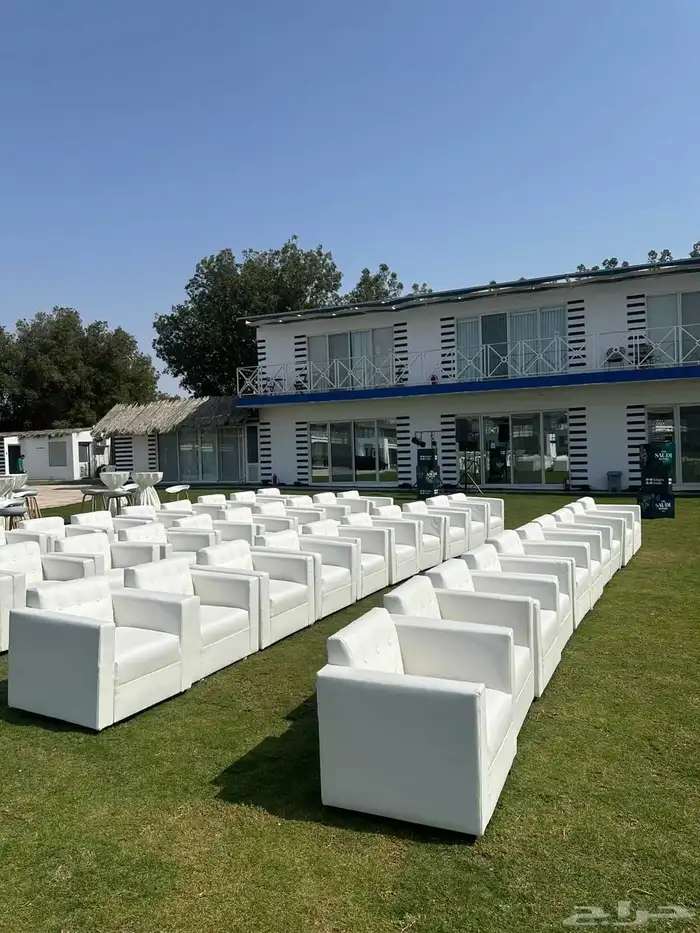 تأجير طاولات .. تأجير كراسي .. تأجير كنب بكميات كبيرة 3