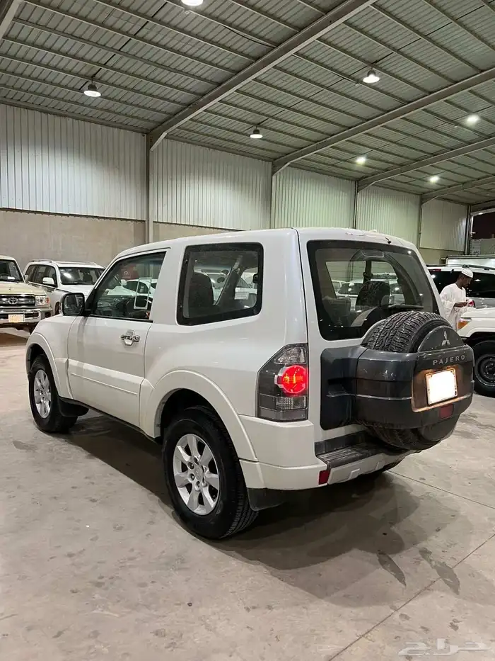 للبيع باجيرو 2020 سعودي باب واحد مكينه 3.8 6V 3