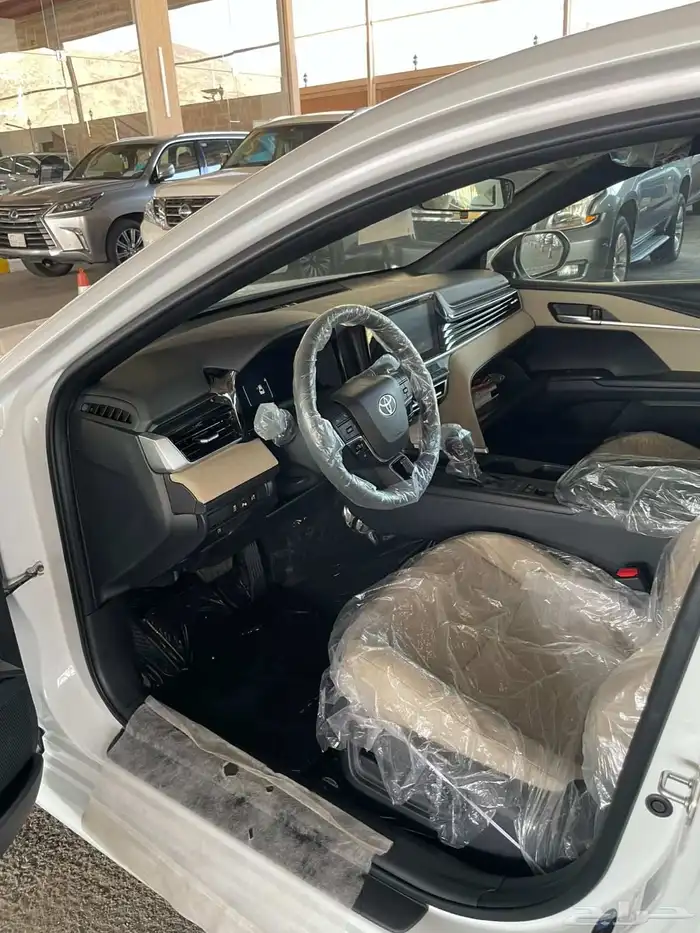 تويوتا كامري 2025 ستاندر هايبرد 7