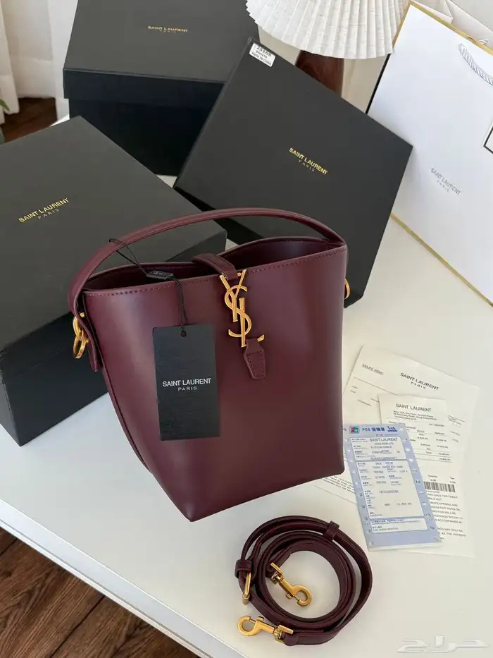 شنط ماركه سلوران مطفي ولمعه توصيل فوري الرياض 14