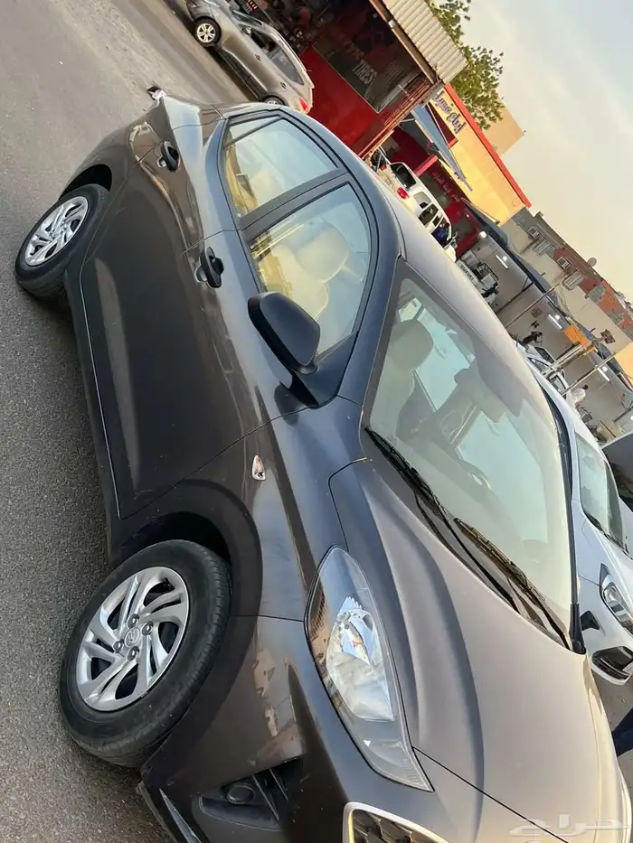 هونداي اي تن 2022 23 الايجار شهري و اسبوعي 2