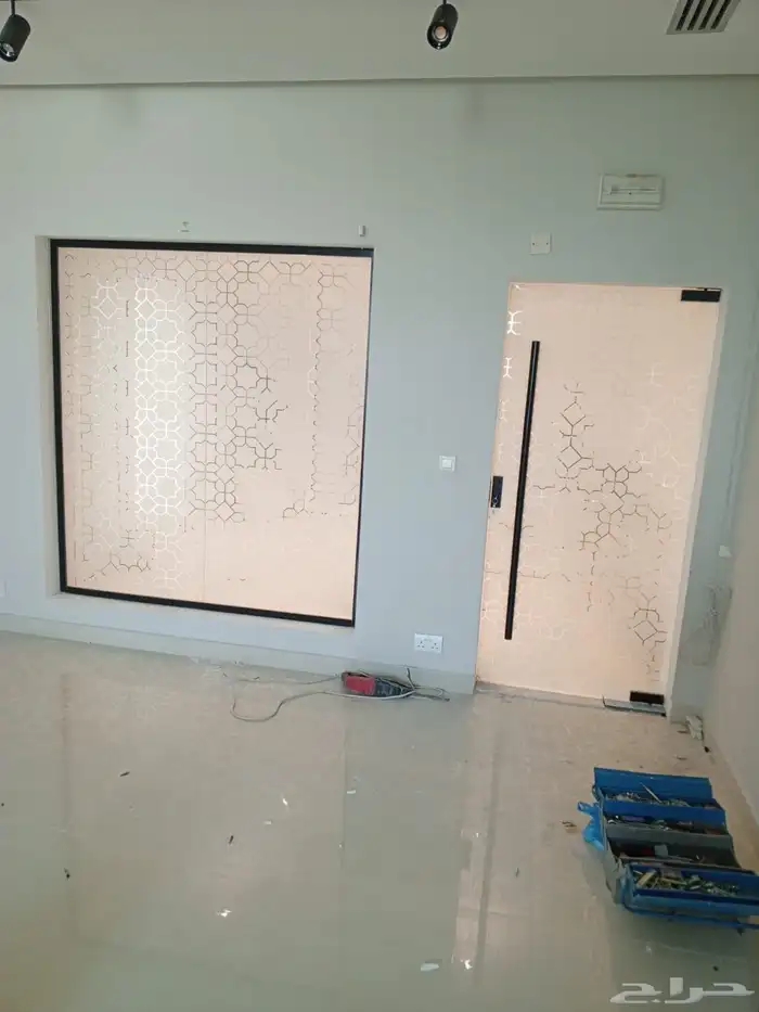 قاطع شاور زجاج سيكوريت كبائن شاور قزاز سكريت حاجز شاور زجاج 2