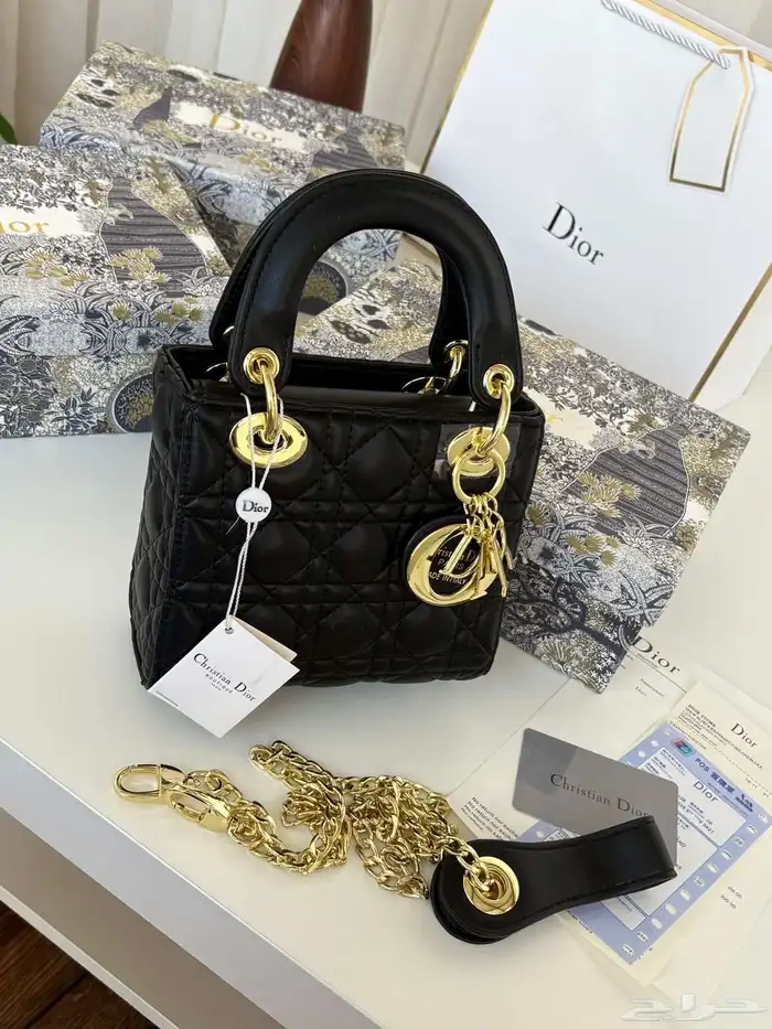 شنطة ديور الاكثر طلبآ توفرت من جديد 4