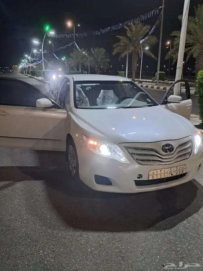 كامري 2011 للبيع بنزين جري اوتوماتيك بير سوسته تجميليه بسيطه 2