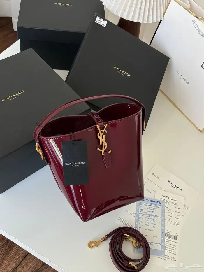 شنط ماركه سلوران مطفي ولمعه توصيل فوري الرياض 19