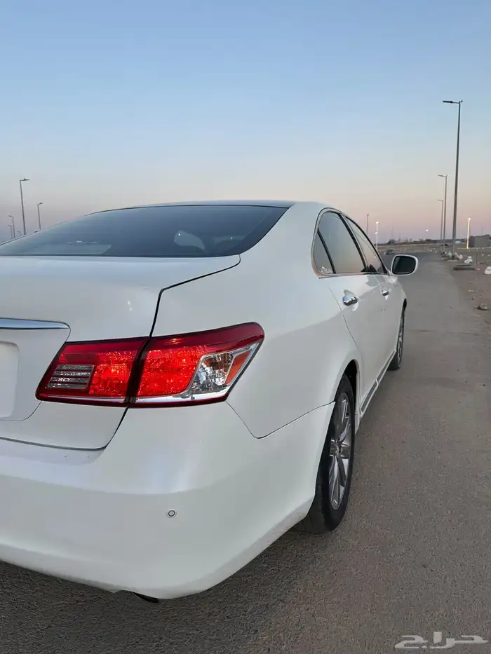 للبيع لكزس ES350 موديل 2008 5