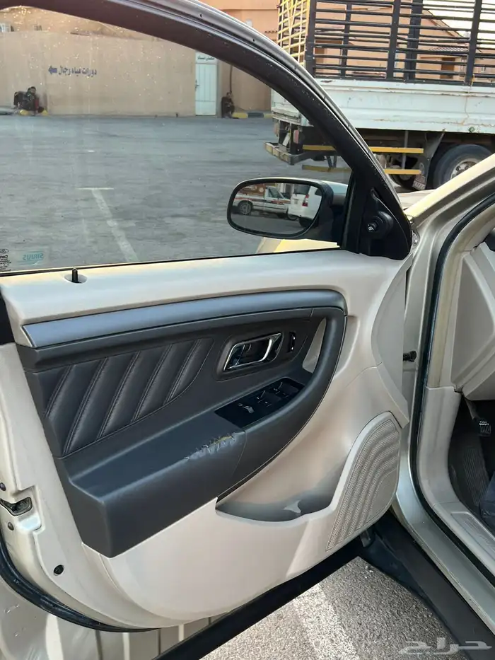 فورد تورس 11