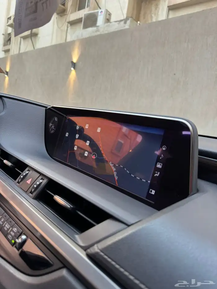 لكزس ES 2019 ثاني مالك DD ممشى قليل مضمون 56