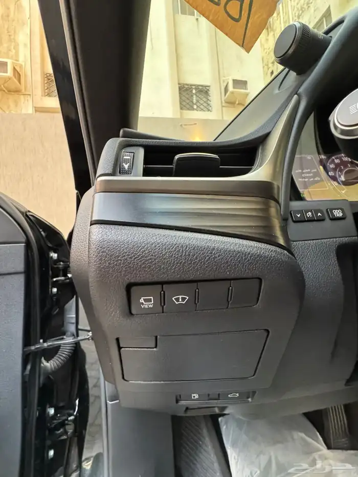 لكزس ES 2019 ثاني مالك DD ممشى قليل مضمون 26