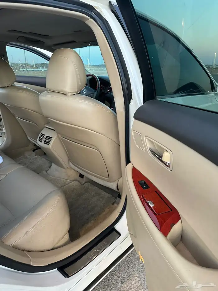 للبيع لكزس ES350 موديل 2008 11