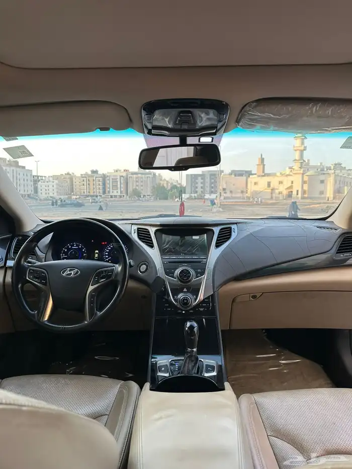 ازيرا 2014 فل كامل - مالك اول 6