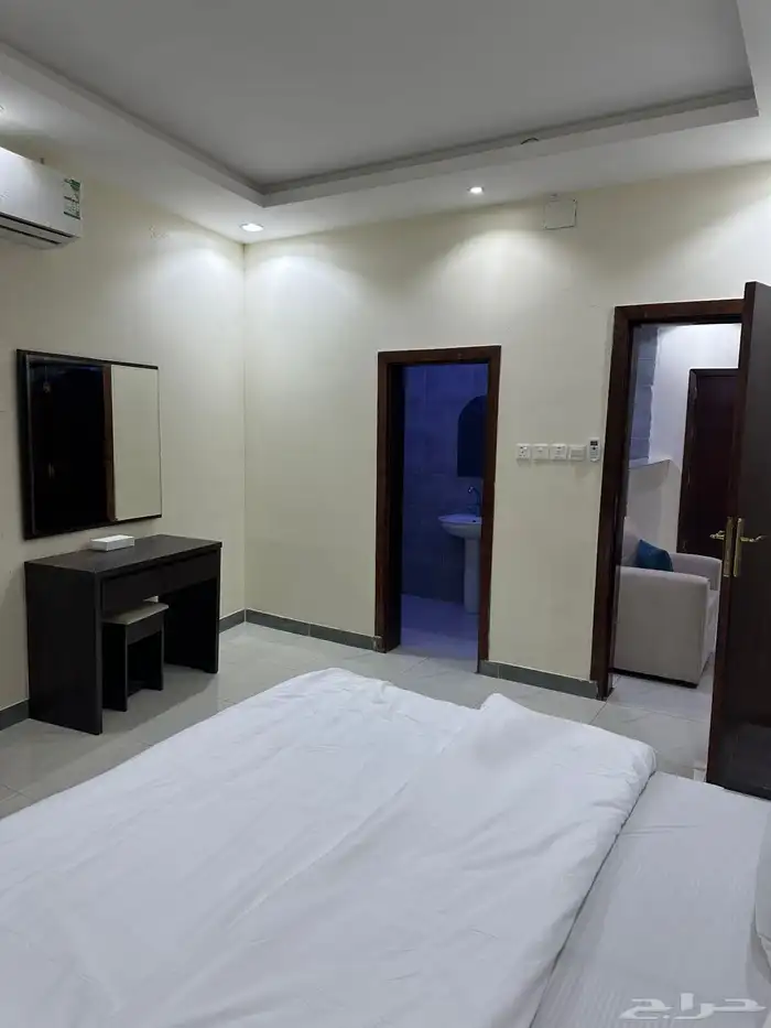 شقة مفروشة فندقية غرفتين وصالة للايجار 5