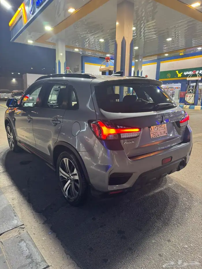 متسبويشي AXSمويل 2022 12