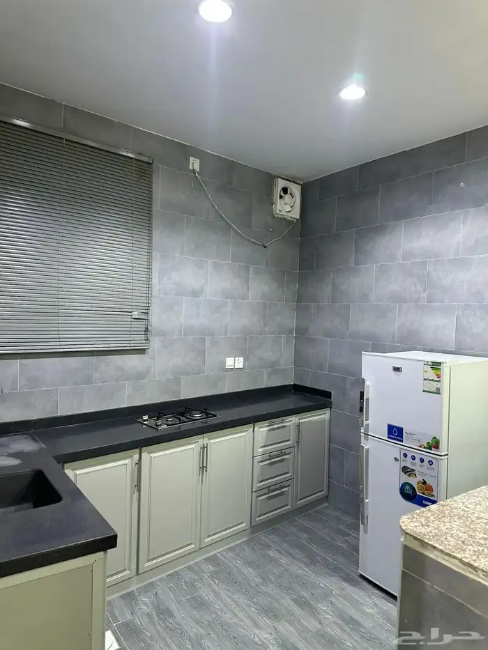 شقة مفروشة فندقية غرفتين وصالة للايجار 6