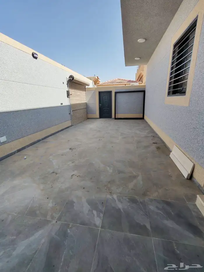 للبيع دور مع شقه خلفيه جديد 1