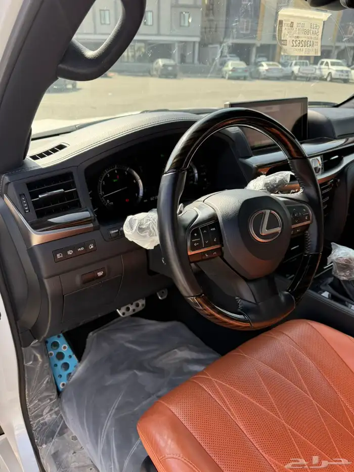 جيب لكزس بلاك ادشن 2019 26