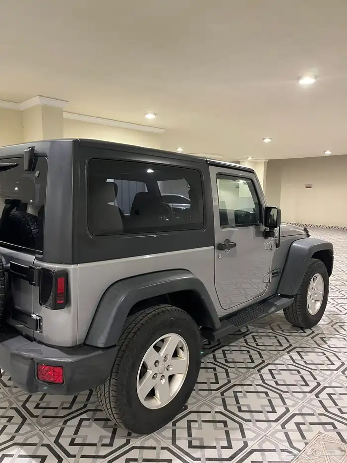 جيب رانجلر 2013 وكالة شد بلد نضيفه جدا 4