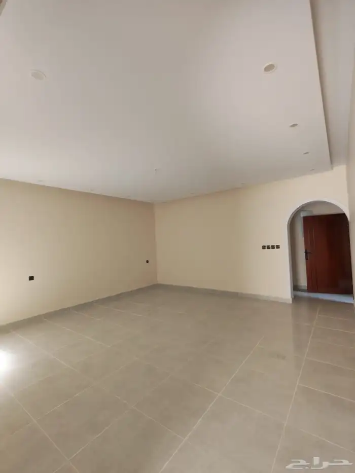 للبيع دور مع شقه خلفيه جديد 6