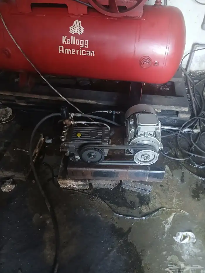 للبيع عدة مغسلة سيارات كامله 4