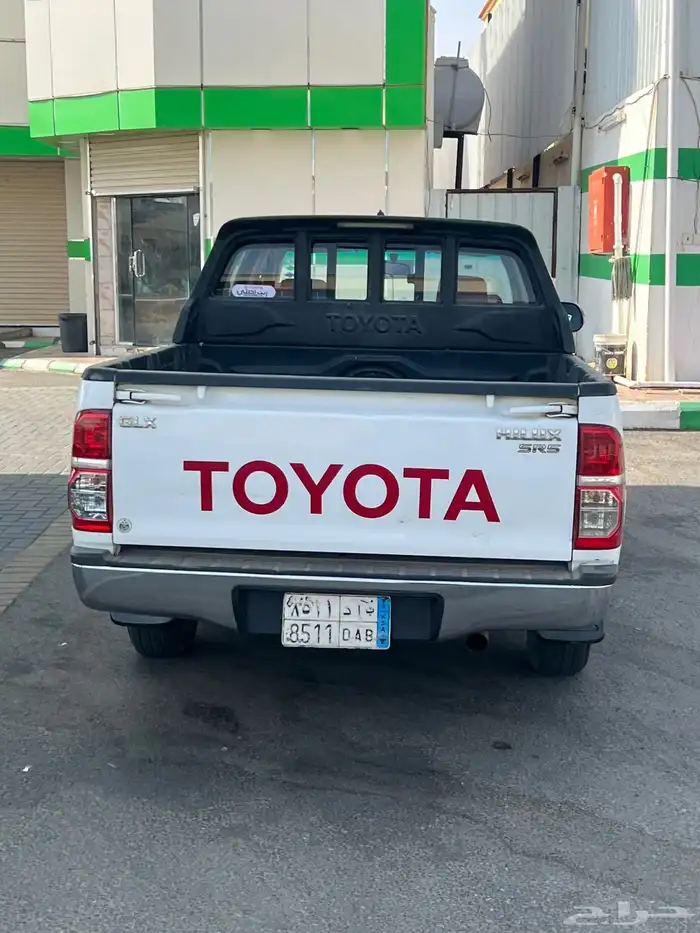 هايلوكس 2015 2