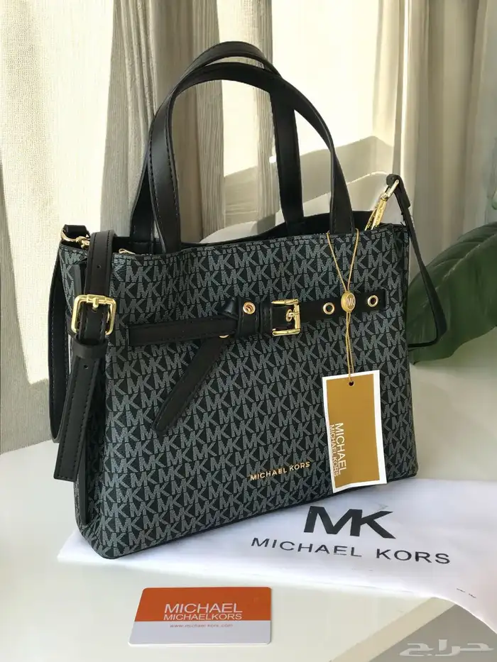 تم تمديد عرض اليوم الوطني 3 شنط ماركه ب240 فقط وتوصيل مجانا 18