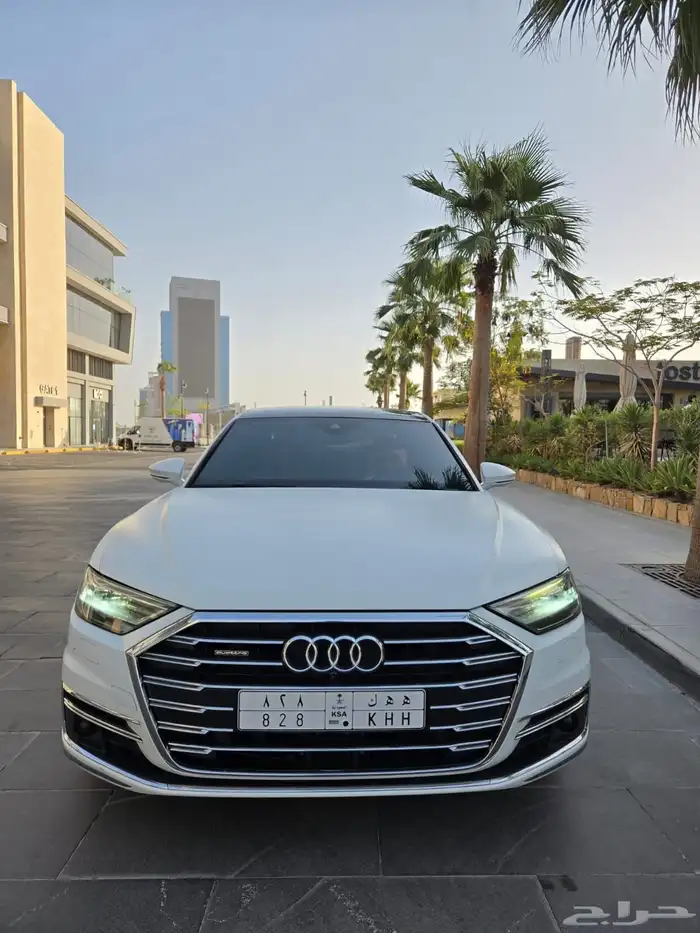 TFSI Audi A8 2021 أودي 2021 صيانات وكالة ممشى قليل 3