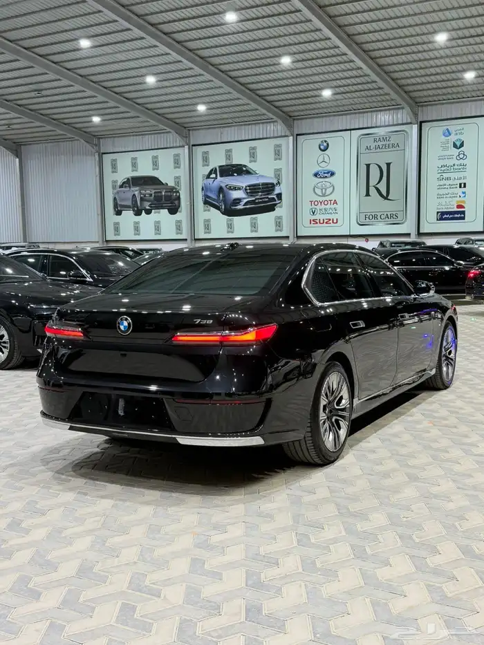 بي ام دبليو 735 2023 اسعار مناسبة فل كامل تحت الضمان 5