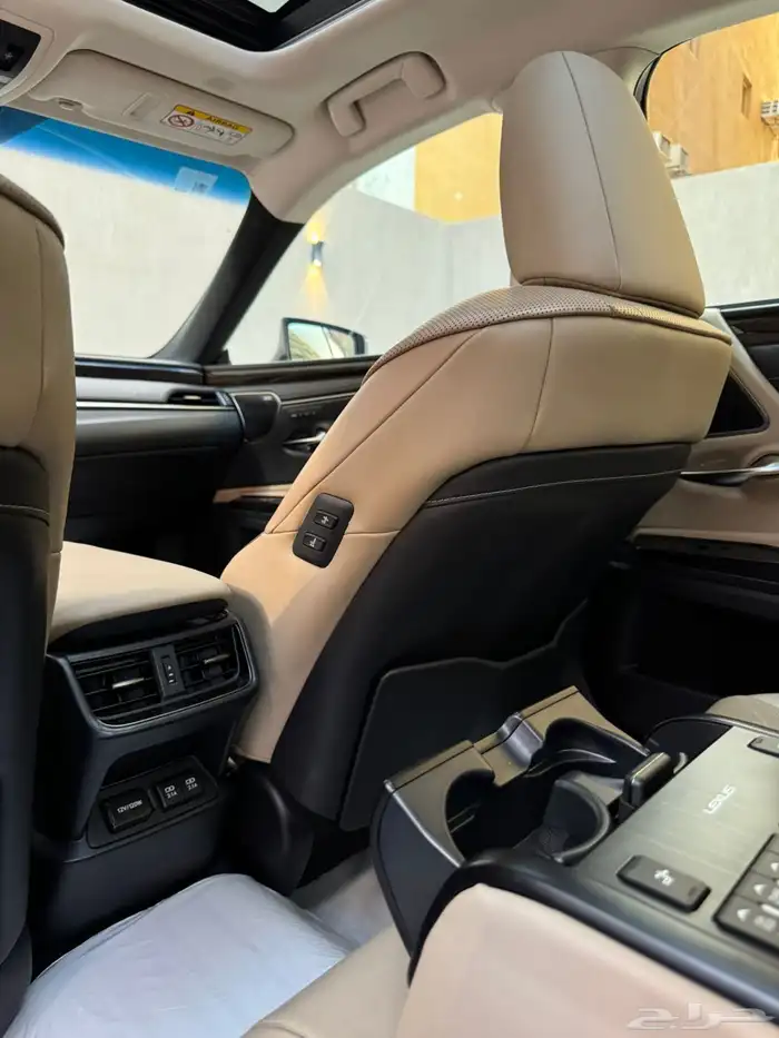 لكزس ES 2019 ثاني مالك DD ممشى قليل مضمون 62