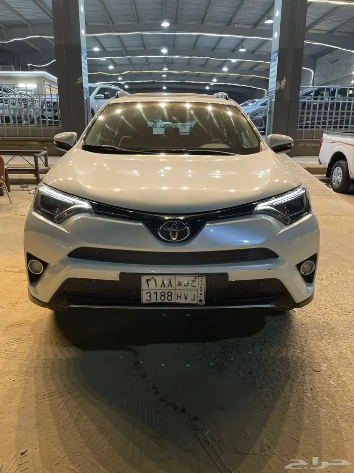 رافور موديل 2017 فل كامل مخمل عداد 86 الف بودي بلد 5