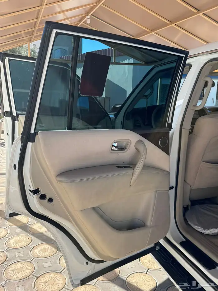 نيسان بلاتينيوم 320 7