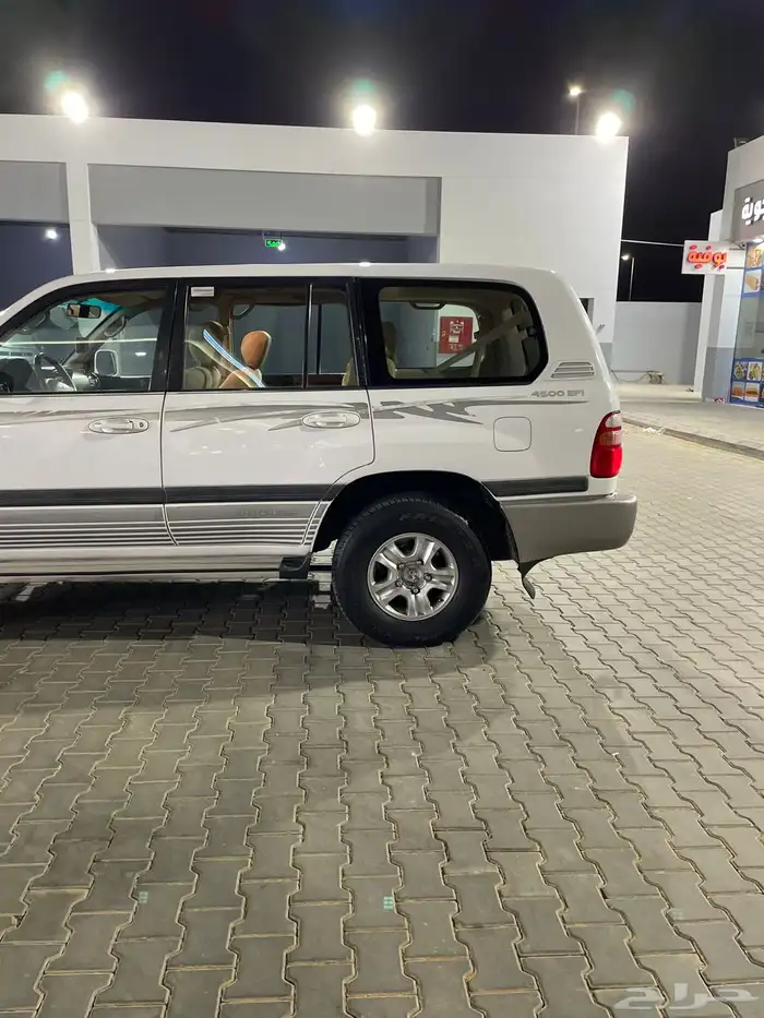 لاند جكسار 2002 4