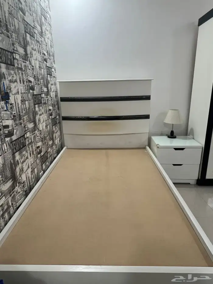 دولاب ملابس وسرير وكومدينا 1