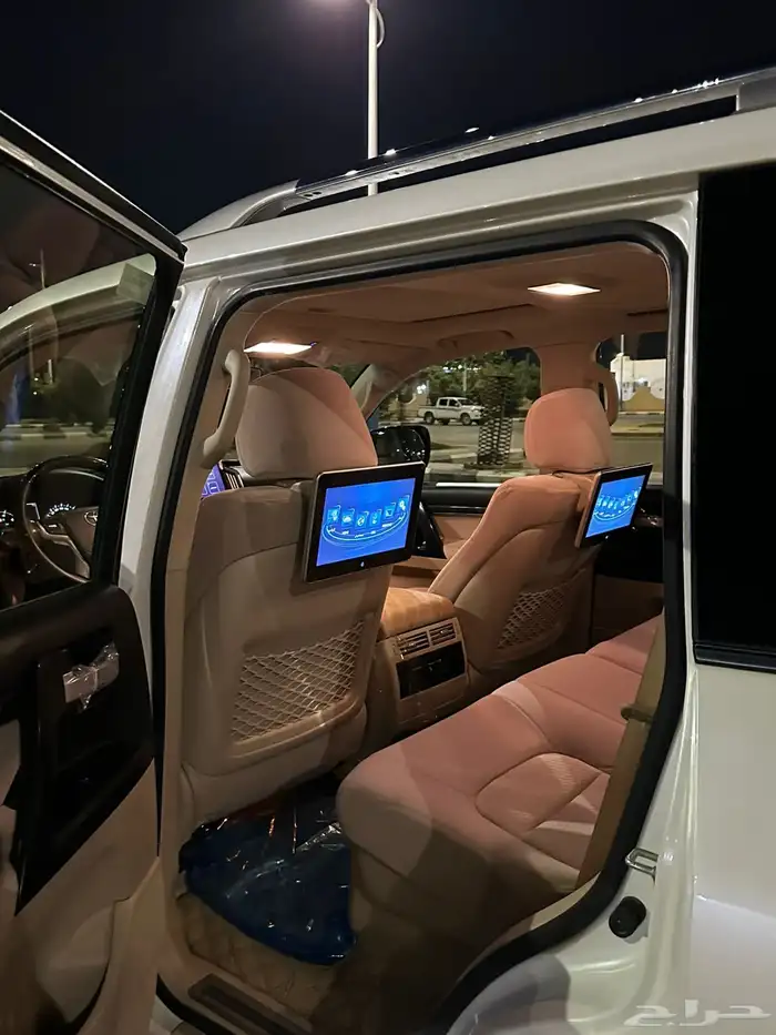 للبيع جيب 2021 ترونق وكاله ماشي 57 فقط 3