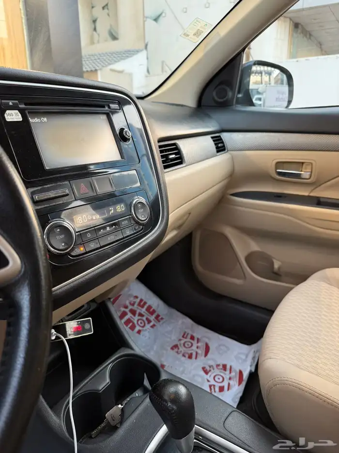 مستوبيشي اوتلاندر ممشى قليل 6