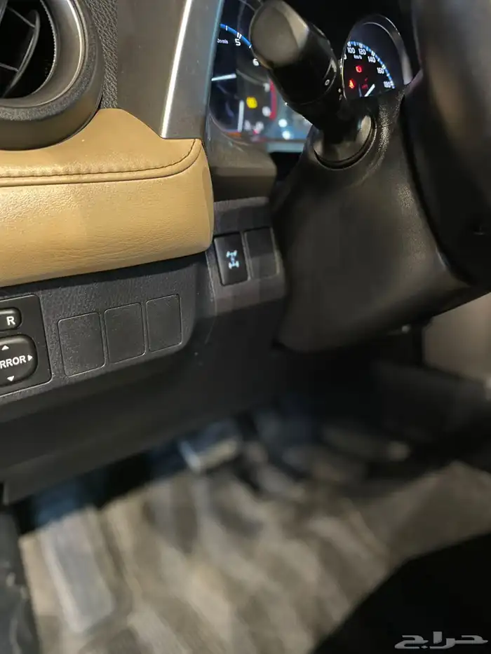 رافور موديل 2017 فل كامل مخمل عداد 86 الف بودي بلد 3