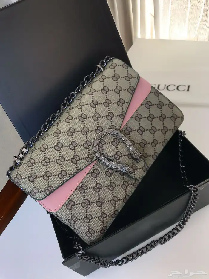 تم تمديد عرض اليوم الوطني 3 شنط ماركه ب240 فقط وتوصيل مجانا 17