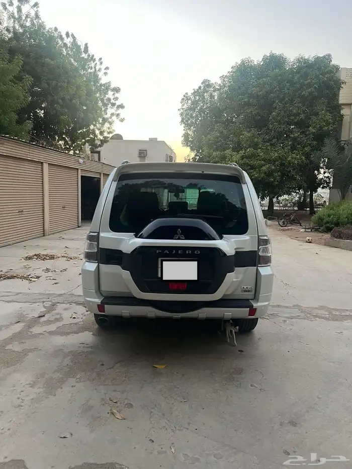 باجيرو شبه مخزن ممشاه 148 الف موديل 2017 4