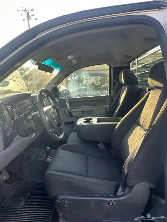 سلفرادو HD2500 غمارة 2012 ابيض 7