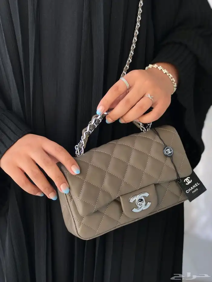 تم تمديد عرض اليوم الوطني 3 شنط ماركه ب240 فقط وتوصيل مجانا 5