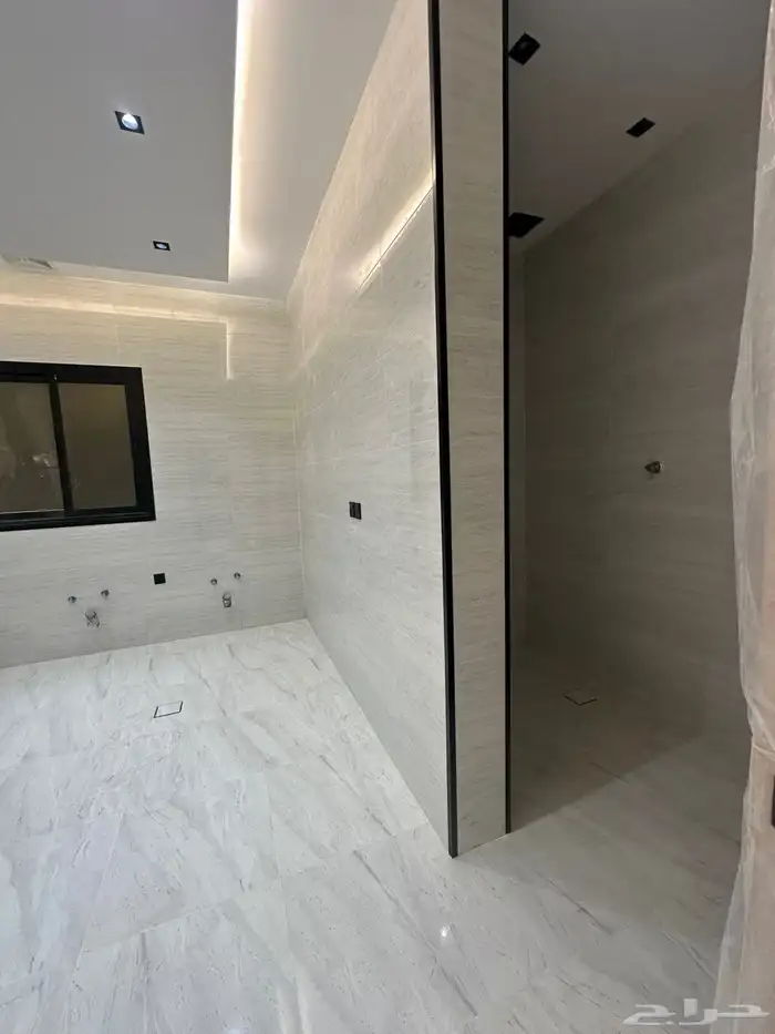 شقق تمليك المسكن الفاخر 8 داخل الحد 6 غرف 5