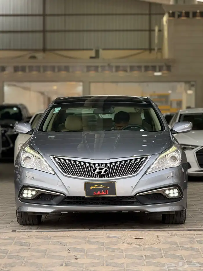 للبيع ازيرا 2016فل كامل مخزن 2