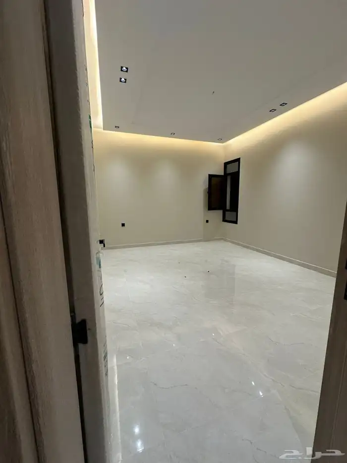 شقق تمليك المسكن الفاخر 8 داخل الحد 6 غرف 16